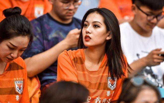 把女人弄得爽黄a大片