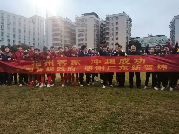 亚洲二区视频